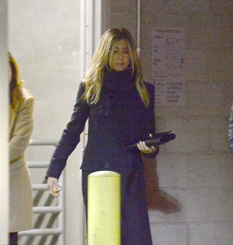 Τζένιφερ Ανιστον: Η πρώτη δημόσια εμφάνιση μετά τον χωρισμό -Φαινόταν θλιμμένη [εικόνα & βίντεο] | iefimerida.gr 0