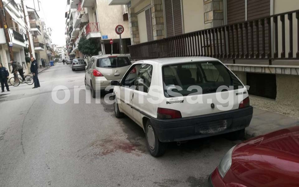 Εδώ ξυλοκόπησαν τον διαιτητή Τζήλο -Αίματα και σπασμένα τζάμια [εικόνες] | iefimerida.gr 0