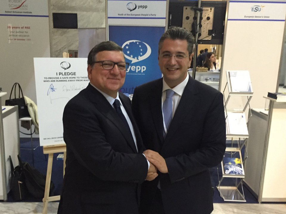 Τζιτζικώστας στη Μαδρίτη: Τα χαμόγελα και τα τετ α τετ με Μπαρόζο - Αβραμόπουλο [εικόνες] | iefimerida.gr 0