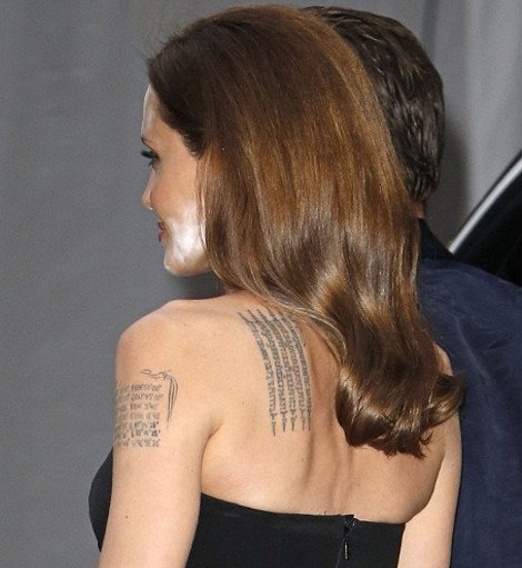 Τι συνέβη στην Αντζελίνα Τζολί και έμοιαζε σαν να την έχουν αλευρώσει [εικόνες] | iefimerida.gr 5