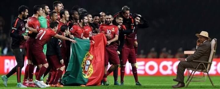 Ο πρόεδρος της Ουγκάντας τηλεφωνεί στη μέση του δρόμου -Εγραψε ιστορία [εικόνες] | iefimerida.gr 1