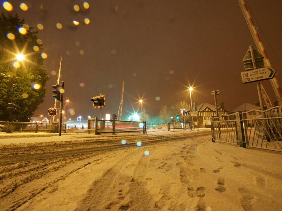 H Βρετανία μπήκε στην «κατάψυξη» -Εντυπωσιακές φωτογραφίες που θυμίζουν Αλάσκα [εικόνες] | iefimerida.gr 9