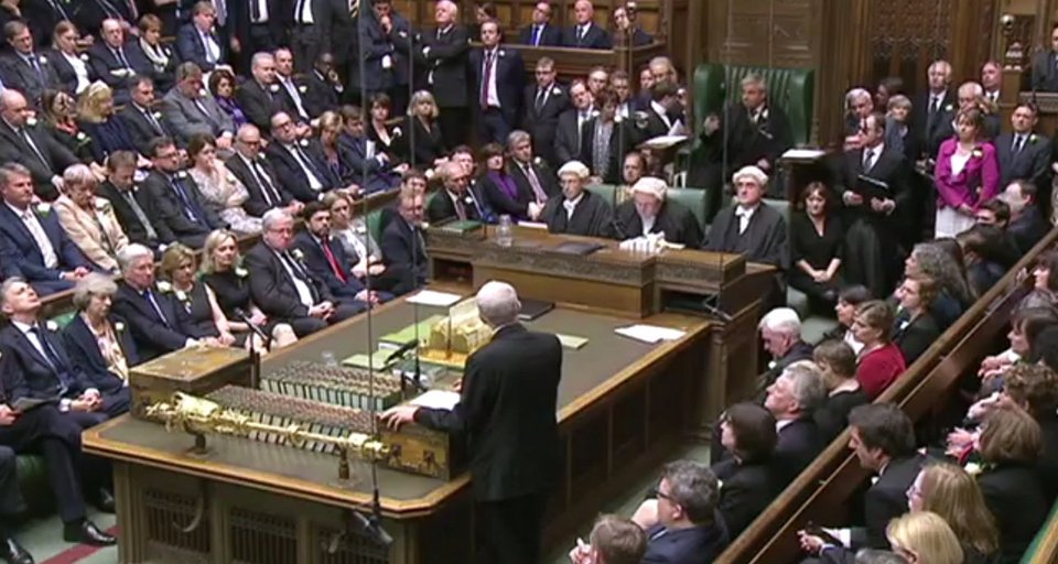 Μήνυμα ενότητας από το Κοινοβούλιο της Βρετανίας -Στην εκδήλωση μνήμης για την Τζο Κοξ [εικόνες] | iefimerida.gr 2