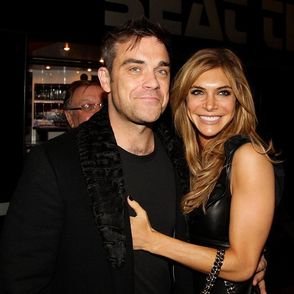 Καψούρης με την Μίλα Κούνις ο Ρόμπι Γουίλιαμς-Της έκλεισε ραντεβού σε δωμάτιο ξενοδοχείου  | iefimerida.gr 0