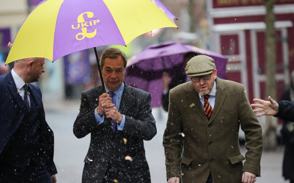 Βρετανία: Παραιτήθηκε ο αρχηγός του UKIP Πολ Νάταλ -Δεν έβγαλαν ούτε έναν βουλευτή | iefimerida.gr 0