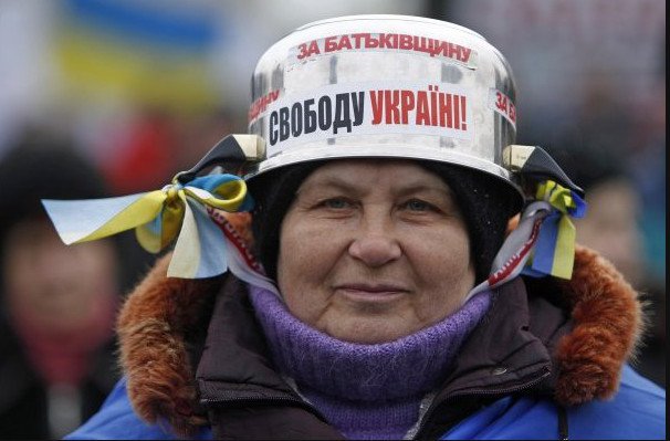 Αυτοί είναι οι διαδηλωτές του Κιέβου -Συγκλονιστικά πορτραίτα Ουκρανών που συμμετέχουν στις αιματηρές ταραχές [εικόνες] | iefimerida.gr 5