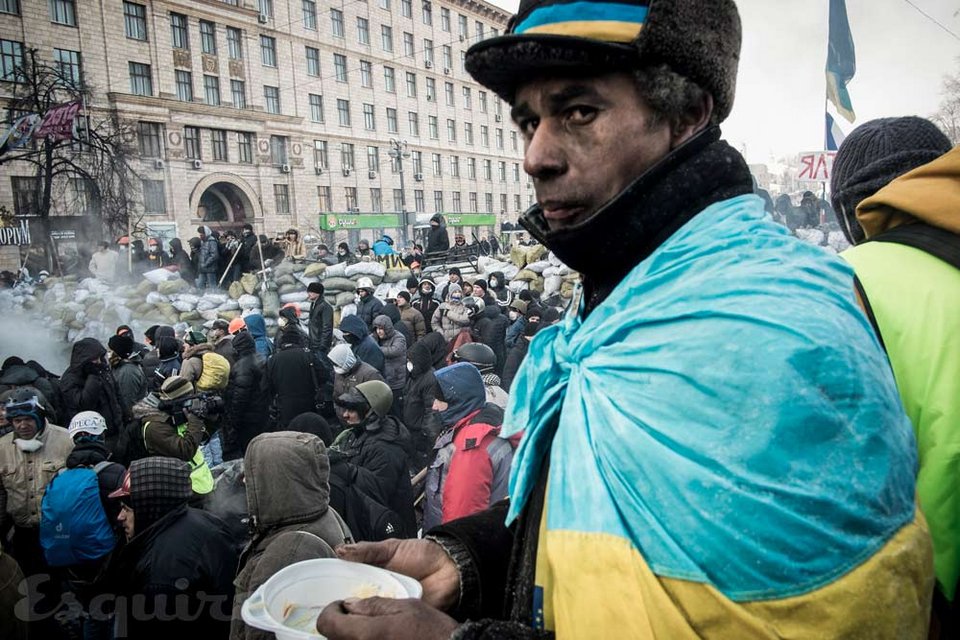 Δραματική κατάσταση στην Ουκρανία -Νέες φωτογραφίες από από τις εξεγέρσεις στο Κίεβο [εικόνες] | iefimerida.gr 1