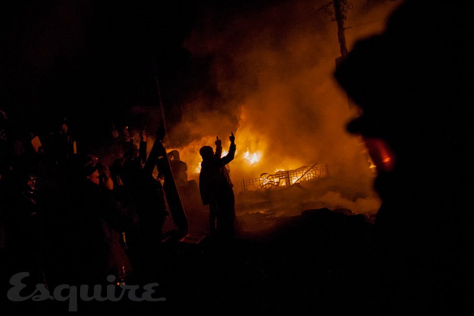 Δραματική κατάσταση στην Ουκρανία -Νέες φωτογραφίες από από τις εξεγέρσεις στο Κίεβο [εικόνες] | iefimerida.gr 7