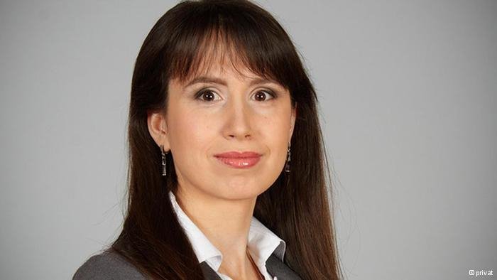 Ουκρανία: Ξυλοκόπησαν διάσημη δημοσιογράφο-ακριβίστρια -Αγριες διαδηλώσεις στη χώρα [εικόνες+βίντεο] | iefimerida.gr 1