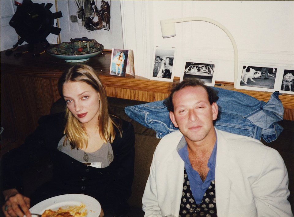 Οι σταρ όπως δεν τους έχουμε ξαναδεί -Ανέκδοτες φωτογραφίες από πάρτι, αγκαλιές και χαλαρές ή ξέφρενες πόζες [εικόνες] | iefimerida.gr 5