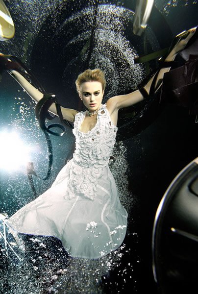 Υποβρύχιες επιδείξεις μόδας που κόβουν την ανάσα [εικόνες] | iefimerida.gr 2