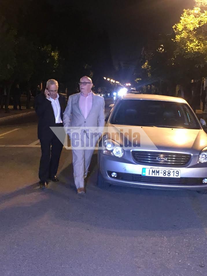 Τα καλά τους έβαλαν οι βουλευτίνες του ΣΥΡΙΖΑ -Ποτό, αντάρτικα και γέλια στο μπαλκόνι του Μαξίμου [εικόνες] | iefimerida.gr 24