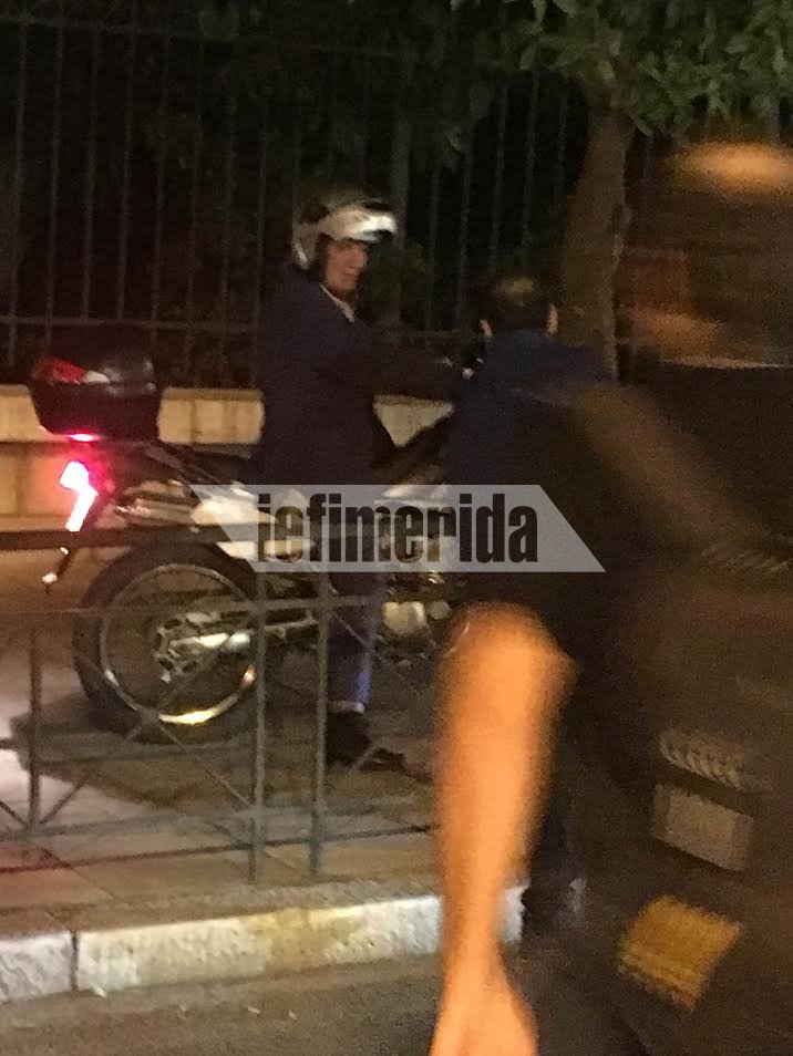 Ο Τσίπρας υποδέχεται τους βουλευτές ΣΥΡΙΖΑ και ΑΝΕΛ – Τυροπιτάκια, μπόμπες και ποτό στο Μαξίμου [εικόνες & βίντεο] | iefimerida.gr 23