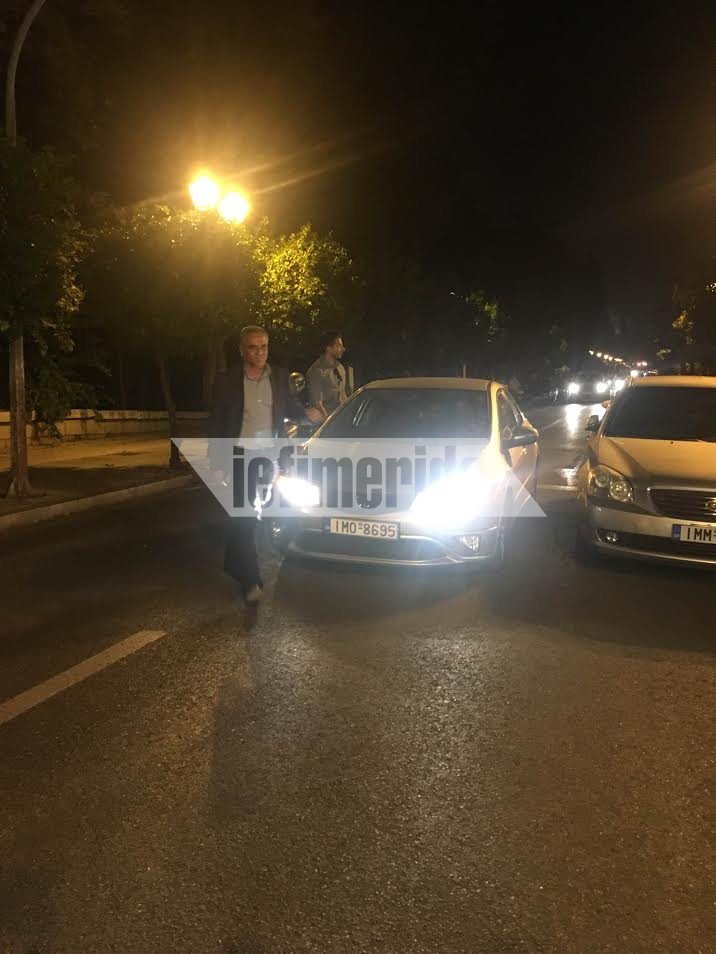 Τα καλά τους έβαλαν οι βουλευτίνες του ΣΥΡΙΖΑ -Ποτό, αντάρτικα και γέλια στο μπαλκόνι του Μαξίμου [εικόνες] | iefimerida.gr 23