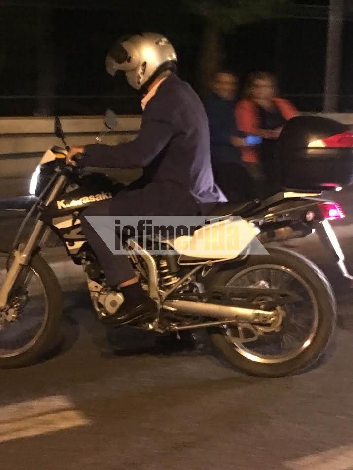 Τα καλά τους έβαλαν οι βουλευτίνες του ΣΥΡΙΖΑ -Ποτό, αντάρτικα και γέλια στο μπαλκόνι του Μαξίμου [εικόνες] | iefimerida.gr 27