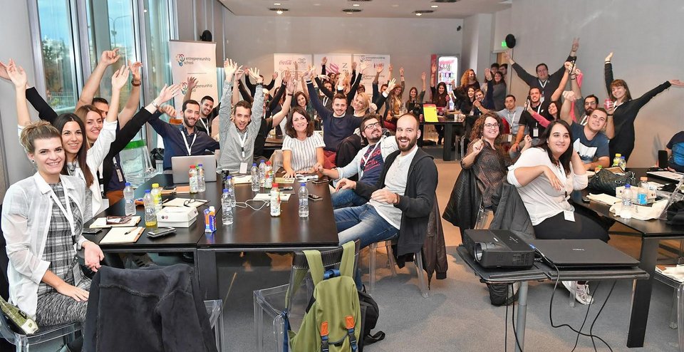 100 ταλαντούχοι νέοι επιβιβάστηκαν σε ένα μοναδικό επιχειρηματικό ταξίδι με φόντο το Θερμαϊκό κόλπο! | iefimerida.gr 3