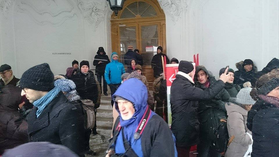 Χιονιάς και θερμή υποδοχή για τον Αλέξη Τσίπρα στη Βιέννη [εικόνες] | iefimerida.gr 11