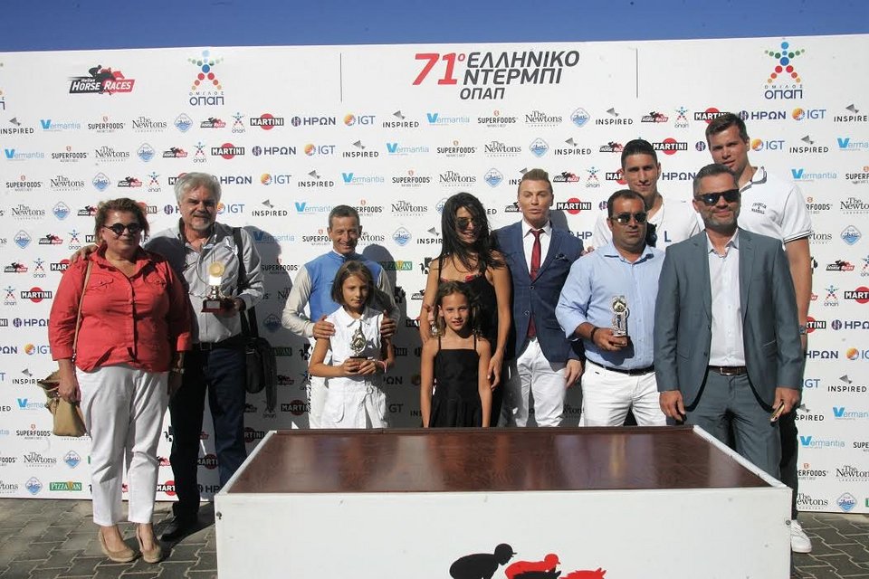 Λάμψη και θέαμα στο 71ο Ελληνικό Ντέρμπι ΟΠΑΠ: Παρουσία 6.000 θεατών η μεγάλη γιορτή [εικόνες] | iefimerida.gr 12