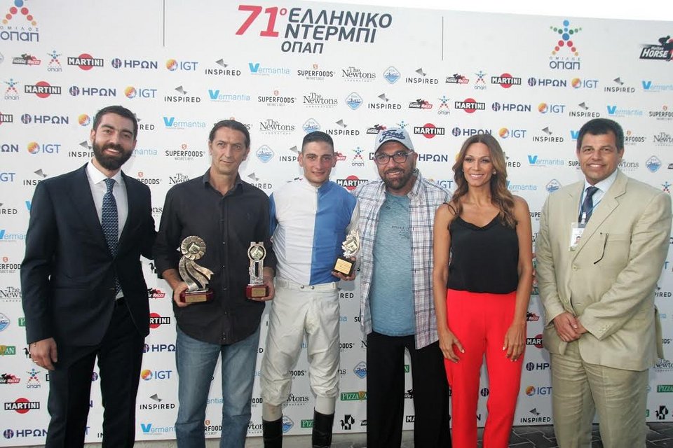 Λάμψη και θέαμα στο 71ο Ελληνικό Ντέρμπι ΟΠΑΠ: Παρουσία 6.000 θεατών η μεγάλη γιορτή [εικόνες] | iefimerida.gr 16