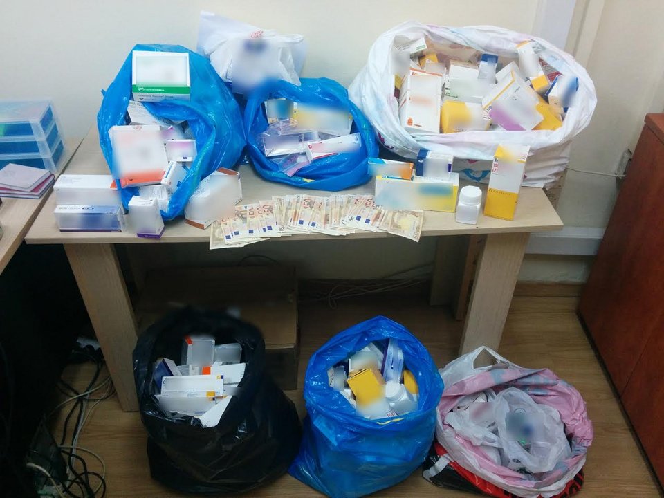 Εξαρθρώθηκε κύκλωμα που διακινούσε παράνομα φάρμακα [εικόνα] | iefimerida.gr 0