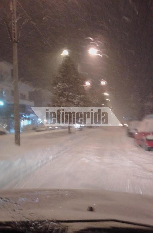 Στο έλεος του χιονιά η Ορεστιάδα: Αποκλεισμένα χωριά – Απαγόρευση κυκλοφορίας [εικόνες] | iefimerida.gr 6