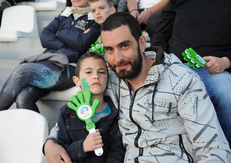 Παρουσία-έκπληξη του Νίκου Λυμπερόπουλου στην παιδική Κερκίδα ΟΠΑΠ [εικόνες & βίντεο] | iefimerida.gr 4