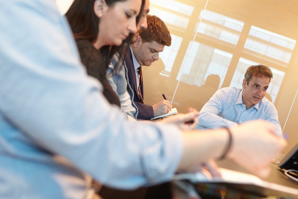 Μητσοτάκης: Ξεκινάμε την επανίδρυση της ΟΝΝΕΔ [εικόνες] | iefimerida.gr 1