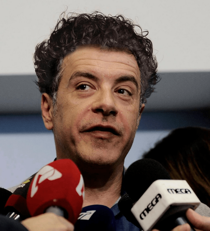 Σαμαράς, Αδωνις, Βενιζέλος, Θεοδωράκης με «περούκα Ντάισελμπλουμ» [εικόνες] | iefimerida.gr 5