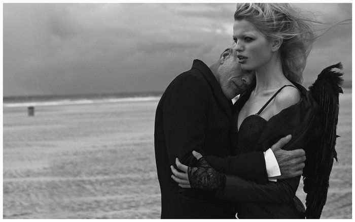 Μιλήσαμε με τον Πίτερ Λίντμπεργκ, τον Νο 1 φωτογράφο μόδας που καθιέρωσε τη χρυσή πεντάδα των σούπερ μοντέλων [εικόνες] | iefimerida.gr 6