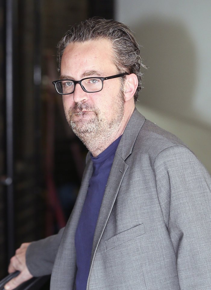 Αγνώριστος ο Μάθιου Πέρι από τα «Φιλαράκια»-Πάσχει από απώλεια μνήμης [εικόνες] | iefimerida.gr 1