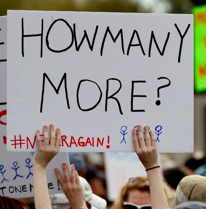 Χιλιάδες μαθητές και απλοί πολίτες διαδήλωσαν στις ΗΠΑ κατά των όπλων [εικόνες] | iefimerida.gr 5