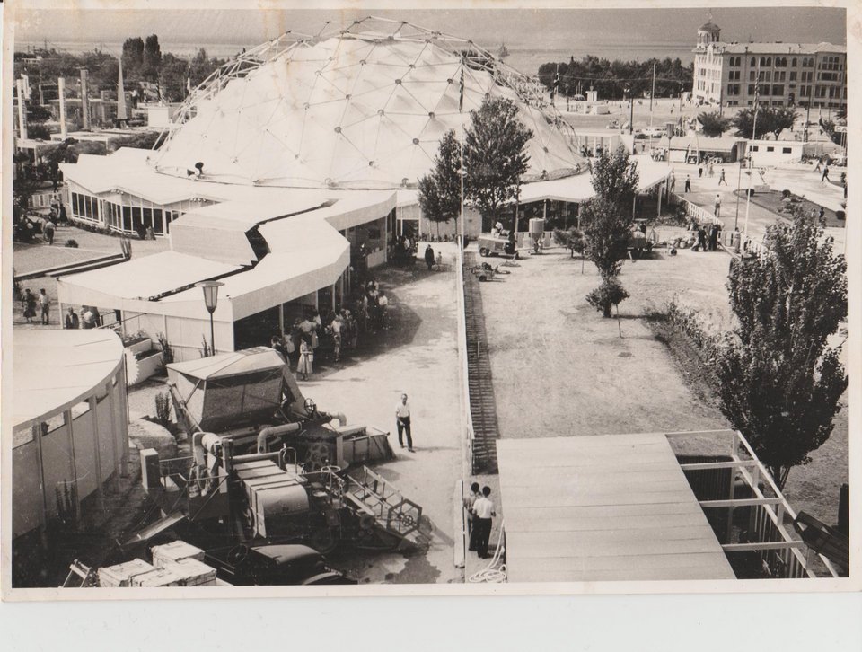 Σπάνιες φωτογραφίες από τη ΔΕΘ του 1957 -Σε εγκαίνια Κωνσταντίνου Καραμανλή [εικόνες] | iefimerida.gr 6