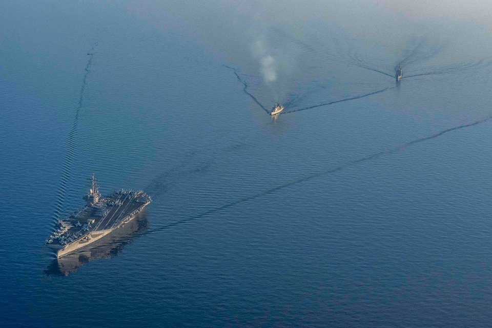 Εντυπωσιακές εικόνες: Κοινές ασκήσεις πολεμικού ναυτικού Ελλάδας και ΗΠΑ στην Κρήτη | iefimerida.gr 7
