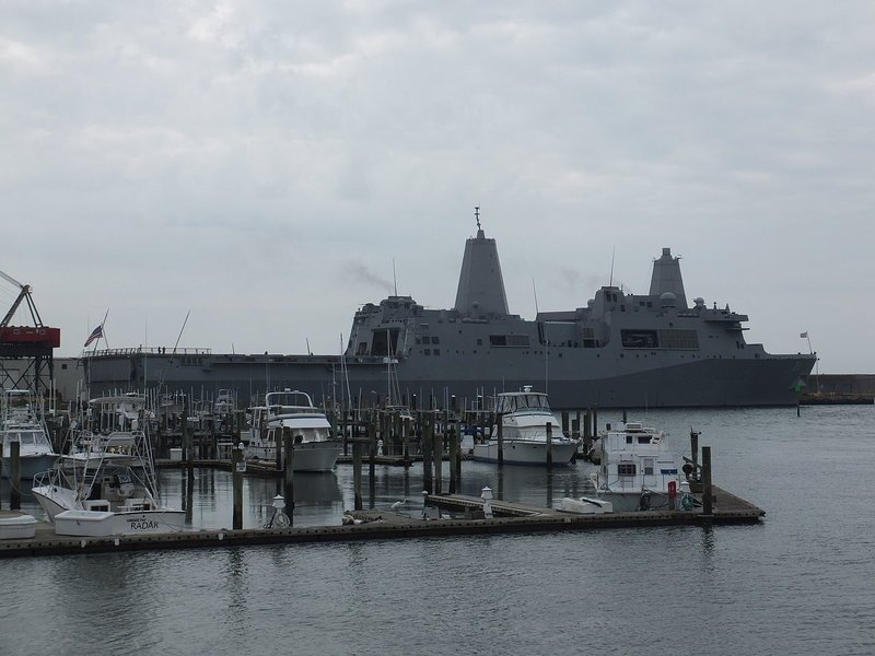 Στην Κύπρο το πολεμικό πλοίο USS New York -Φτιαγμένο από τα συντρίμμια των Δίδυμων Πύργων [εικόνες & βίντεο] | iefimerida.gr 5