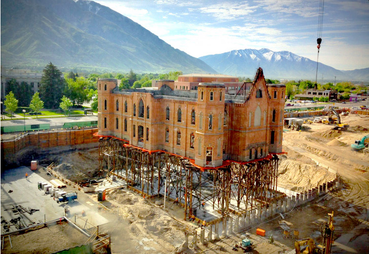 «Ιπτάμενη» εκκλησία στη Γιούτα - Μια πρωτότυπη διαδικασία αναπαλαίωσης [εικόνες] | iefimerida.gr 4