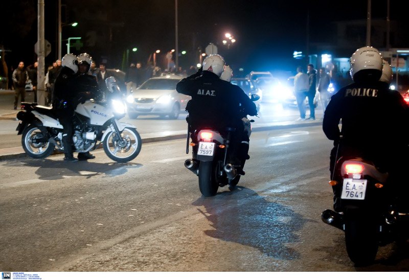 Σε επεισόδια και προσαγωγές από την αστυνομία κατέληξε το ραντεβού για κόντρες στη Βάρκιζα [εικόνες] | iefimerida.gr 1