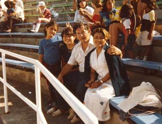 Νίνα Βάκα: Η μετανάστρια που έγινε πετυχημένη επιχειρηματίας -Ξεκίνησε με 300 δολάρια και βγάζει εκατομμύρια [εικόνες] | iefimerida.gr 0