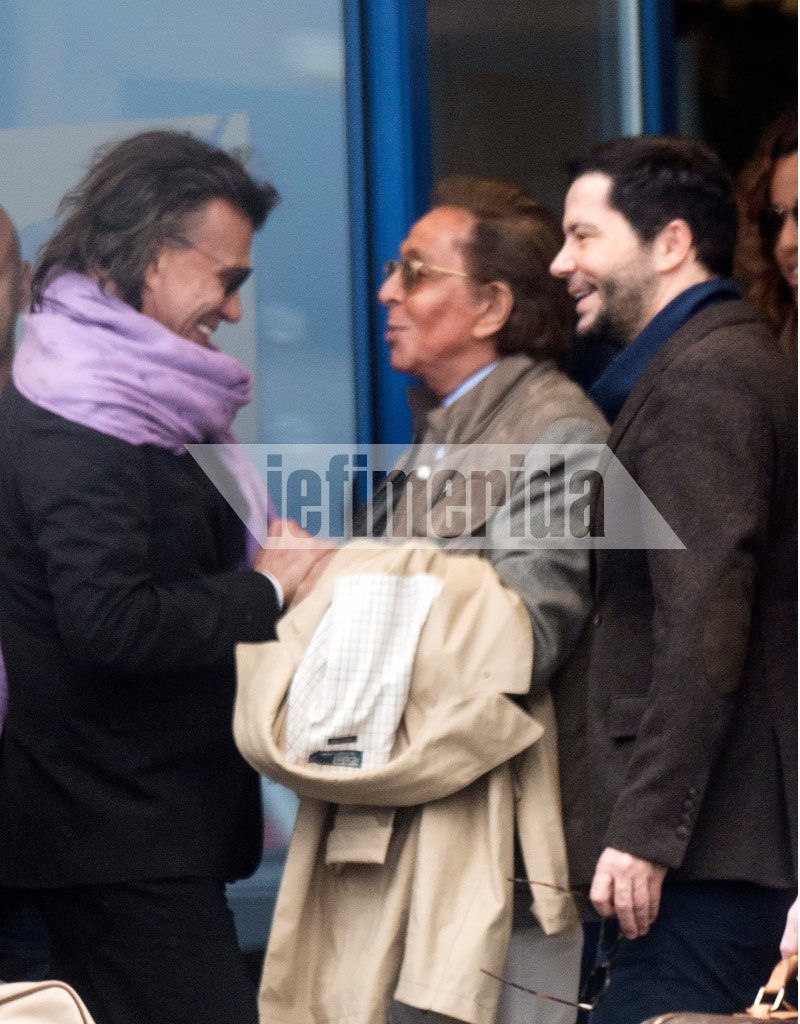 Αποκλειστικό: Ο Valentino «ψηφίζει» Αθήνα - Ηρθε για να δείξει ότι είναι ασφαλής και όμορφος προορισμός [εικόνες] | iefimerida.gr 2