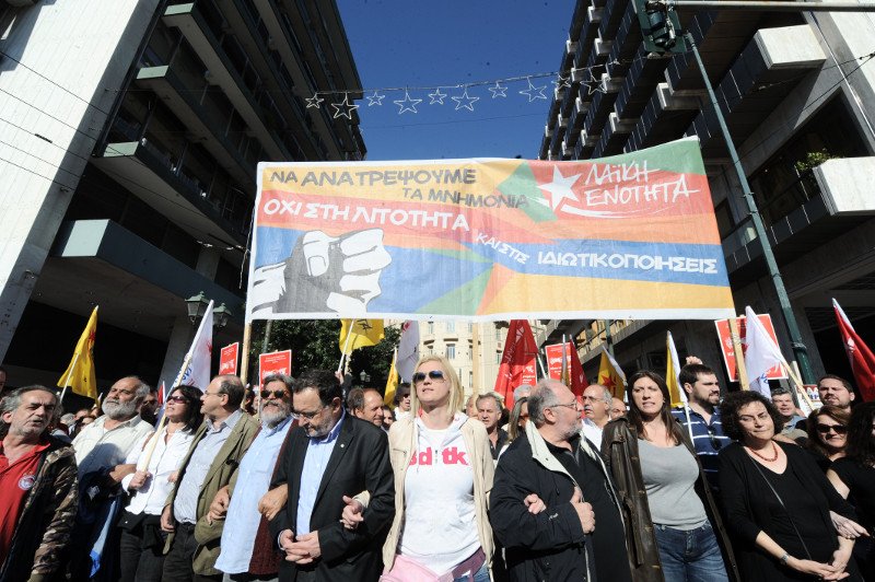 Λαφαζάνης, Ζωή, Ραχήλ διαδηλώνουν κατά των πολιτικών Τσίπρα [εικόνες] | iefimerida.gr 3