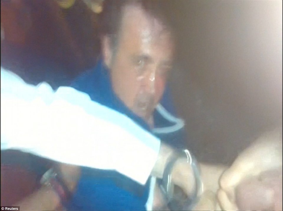 Λονδίνο: Πολίτες ακινητοποιούν τον οδηγό του βαν και τον χτυπούν ανελέητα [βίντεο] | iefimerida.gr 1