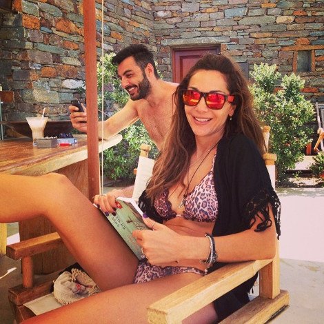 Η Δέσποινα Βανδή μάγεψε την Τζιά με το animal print μαγιό της [εικόνα] | iefimerida.gr 0