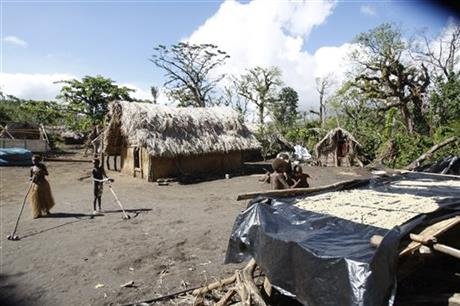 Ο πρίγκιπας που γεννήθηκε στην Ελλάδα, έγινε σύζυγος βασίλισσας στην Αγγλία και λατρεύεται ως Θεός στο Βανουάτου [εικόνες] | iefimerida.gr 5