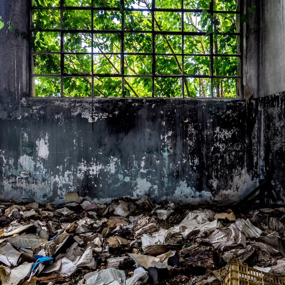 Διεθνές εγχείρημα σε Αργος και Μυκήνες: Καλλιτέχνες παρεμβαίνουν σε ρημαγμένα εργοστάσια [εικόνες]  | iefimerida.gr 1