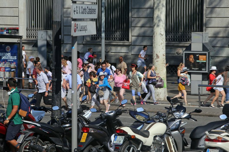 Θρίλερ με τον οδηγό του βαν στη Βαρκελώνη -Παραμένει ασύλληπτος, όλες οι λεπτομέρειες | iefimerida.gr 2