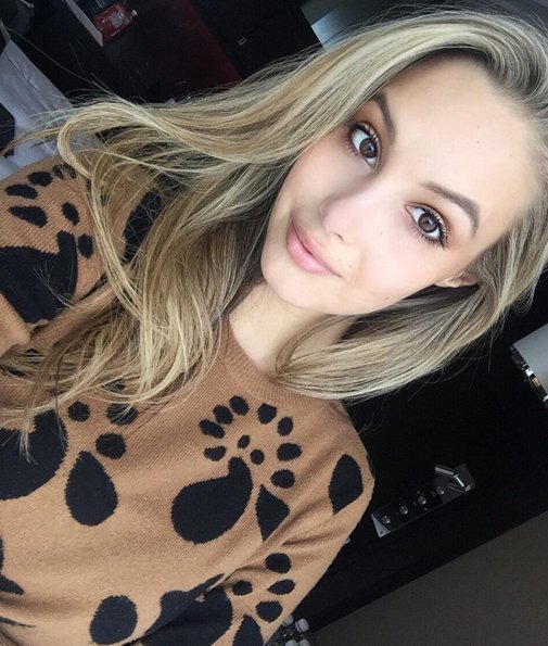 Τα κορίτσια του Euro 2016 - 5 σύντροφοι ποδοσφαιριστών «παίζουν μπάλα» στο Instagram [εικόνες] | iefimerida.gr 4