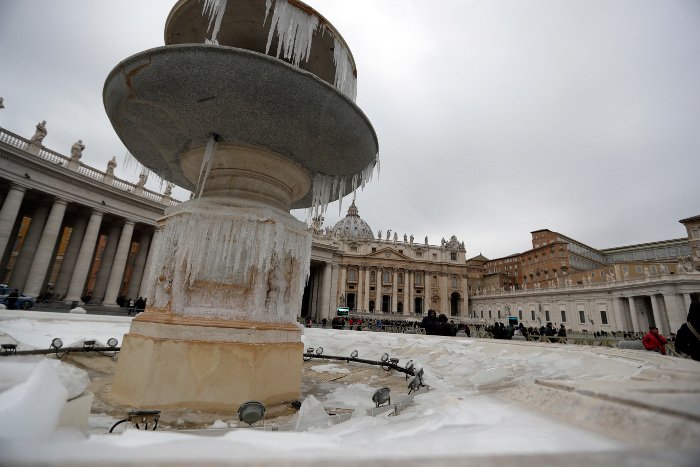 Πολικό ψύχος σε όλη την Ευρώπη - Δεκάδες νεκροί σε Πολωνία, Βουλγαρία και Ιταλία [εικόνες] | iefimerida.gr 1