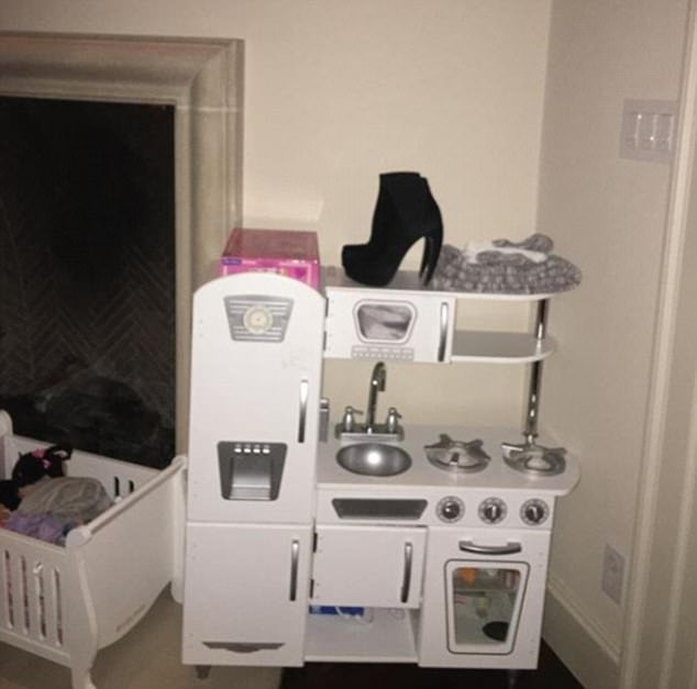 Μέσα στο παλάτι, αξίας 3,1 εκατ., των Μπέκαμ -Λονδρέζικο και μίνιμαλ [εικόνες] | iefimerida.gr 10