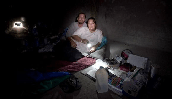 Νοικοκυριά στους υπονόμους του Λας Βέγκας -Διαλύοντας το αμερικανικό όνειρο [εικόνες] | iefimerida.gr 3