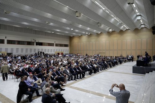 Στο Βελλίδειο ο Καραμανλής  -Ολα όσα έγιναν στην παρουσίαση βιβλίου για την οικονομία [εικόνες] | iefimerida.gr 2