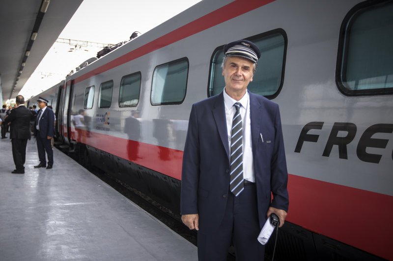 Επίσημη πρώτη για το «Ασημένιο Βέλος» -Θα κάνει το Αθήνα- Θεσσαλονίκη σε λιγότερο από 3,5 ώρες [εικόνες] | iefimerida.gr 4